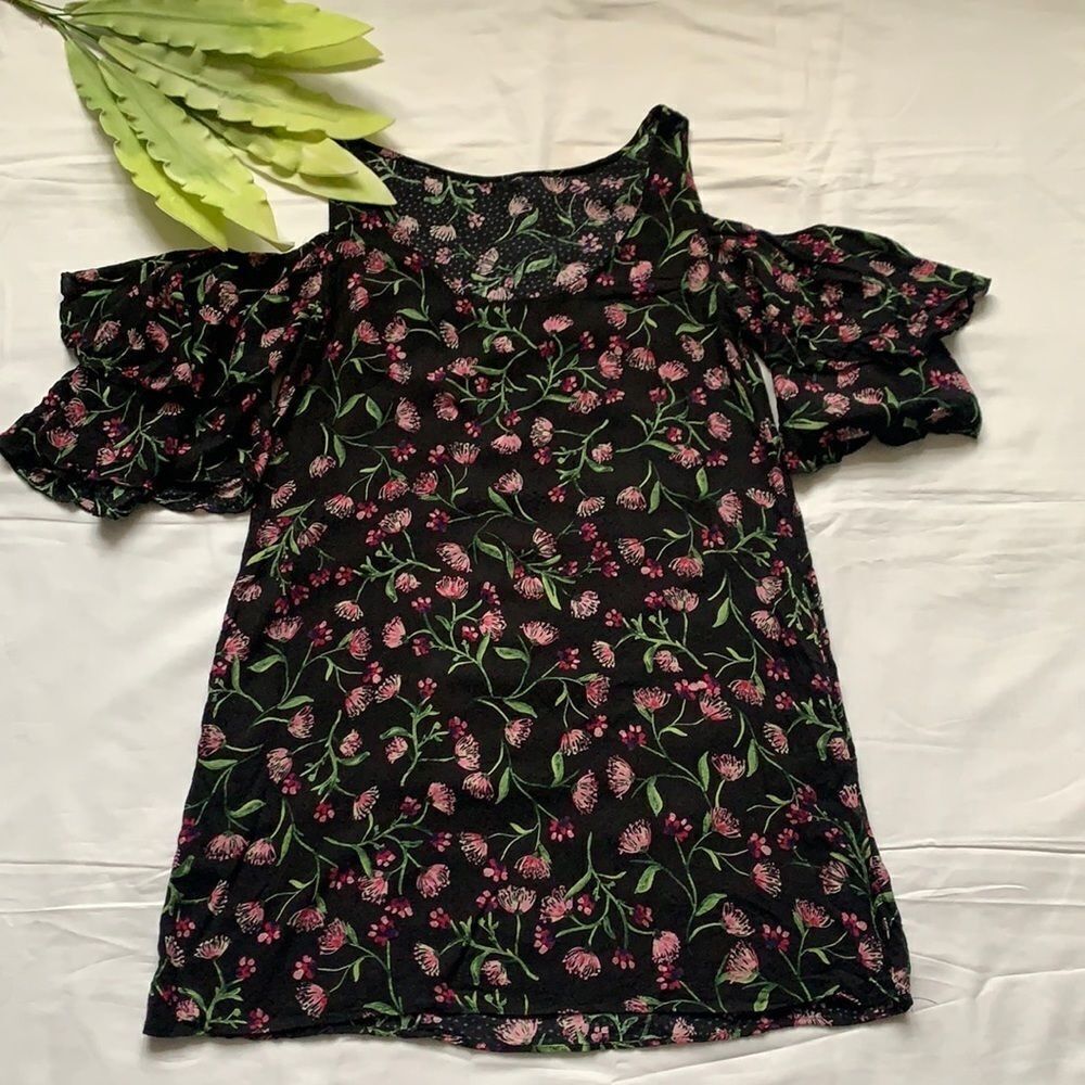 🍀ZARA Floral Cut Out Shoulder Dress🍀 - Picture 2 of 11
